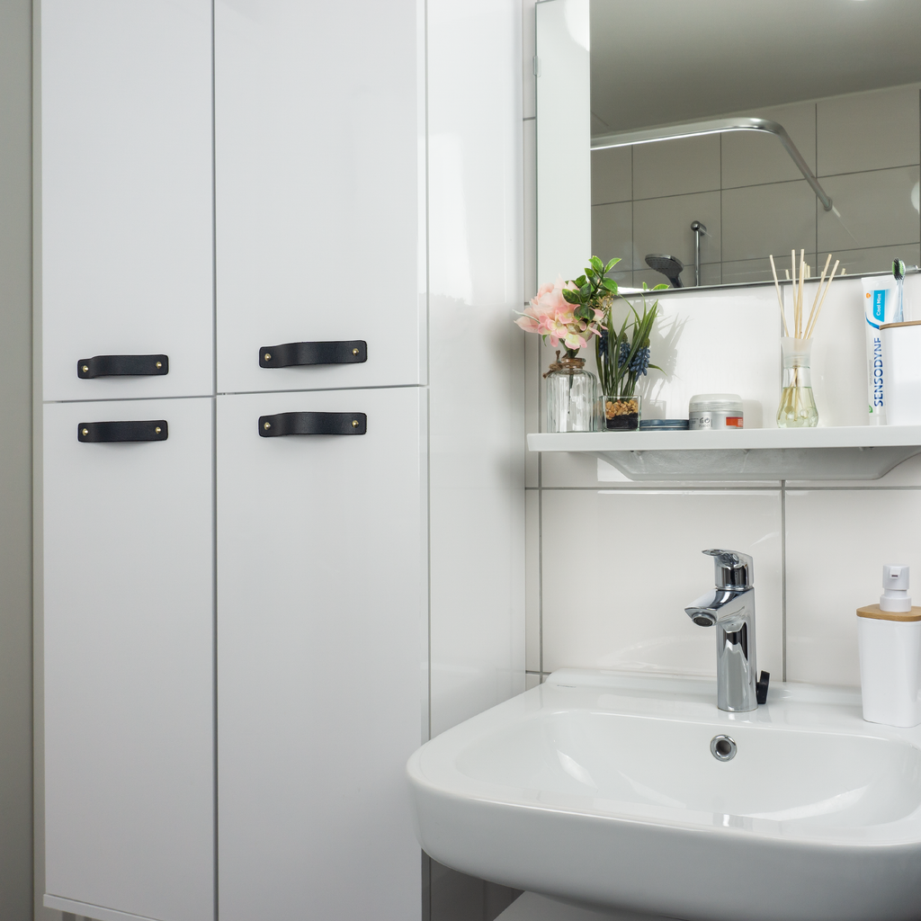 Leren Handgrepen 6 stuks – Meubelgreep – Handvaten Kast – Keukengreep – Ladegreep – Leren Lus – Incl. Sierschroeven – 100% Buffel Leer - Zwart